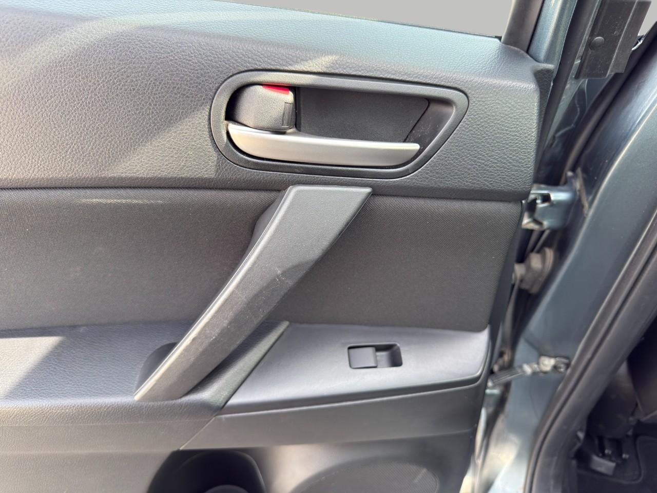 2013 Mazda Mazda3 4dr Sdn Auto i Touring