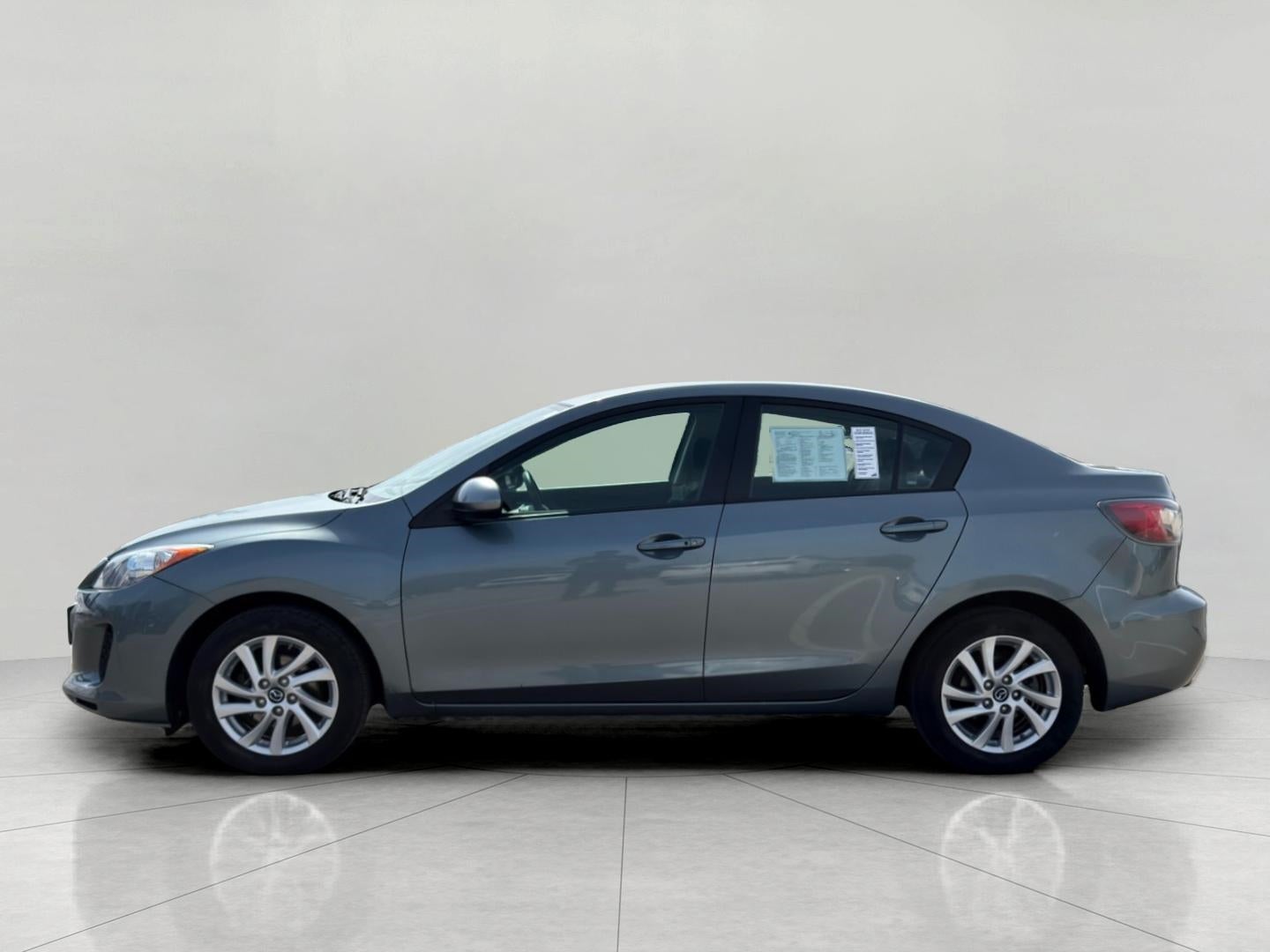 2013 Mazda Mazda3 4dr Sdn Auto i Touring