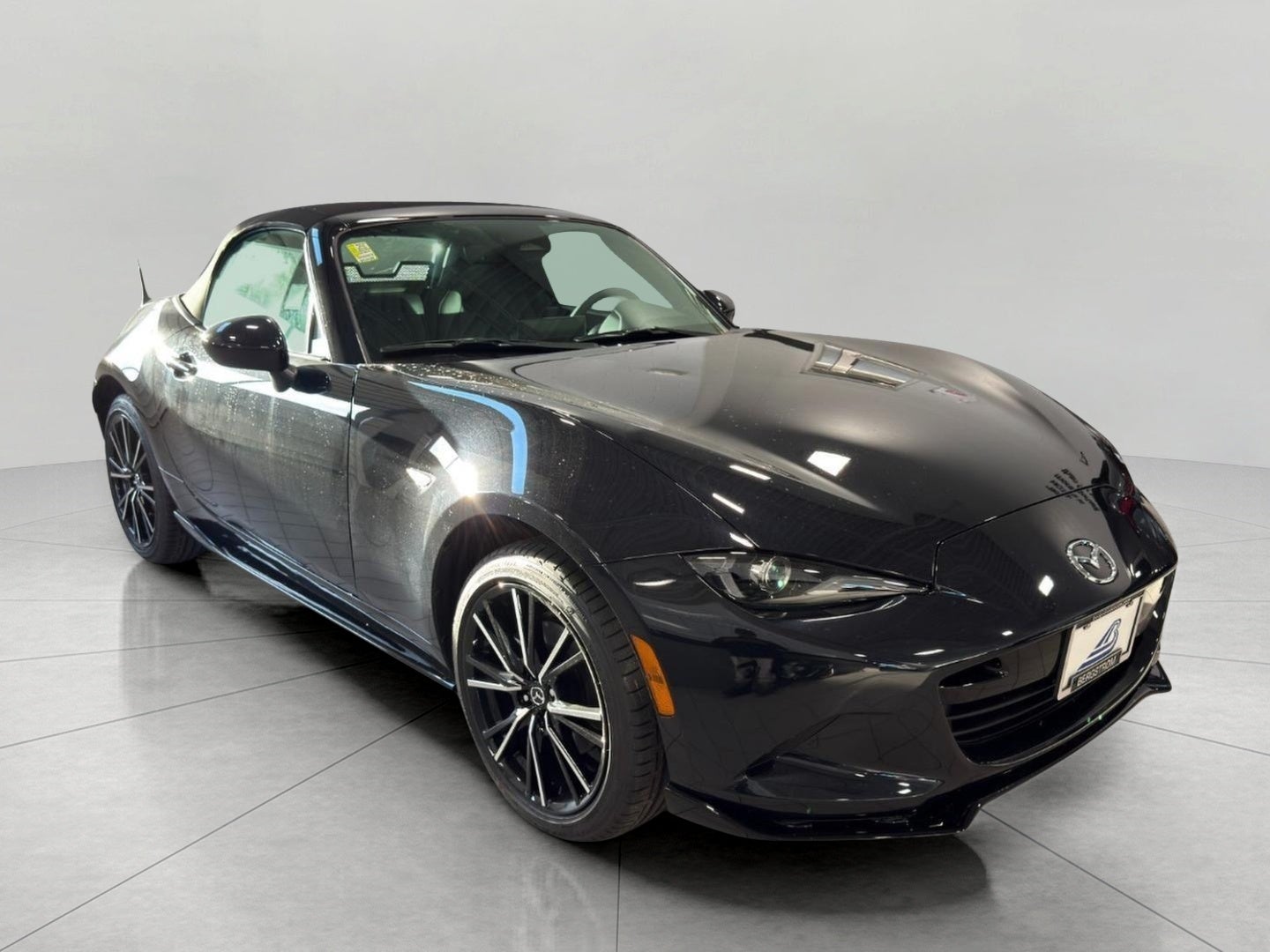 2025 Mazda MX-5 Miata Grand Touring - Photo 23