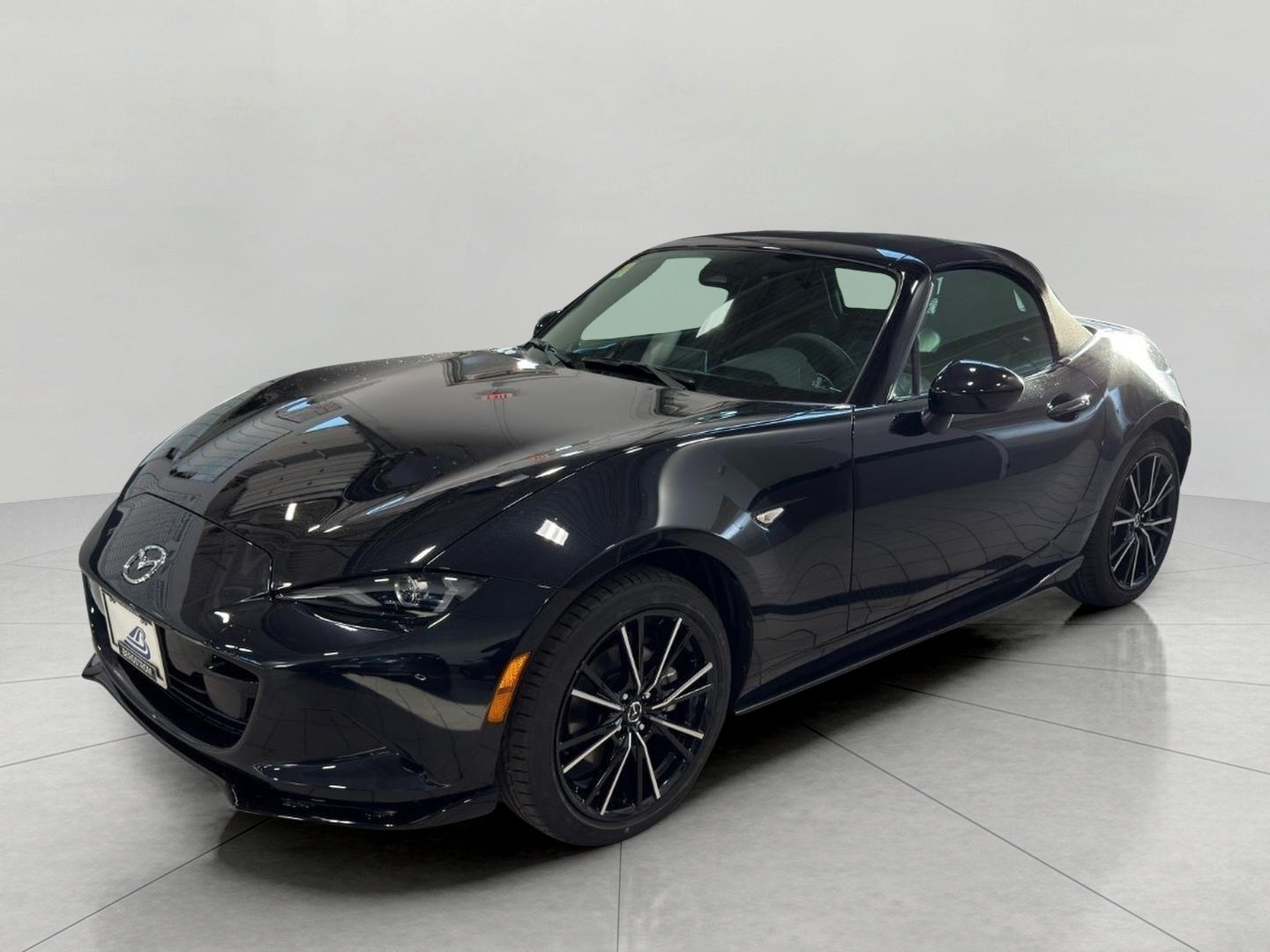2025 Mazda MX-5 Miata Grand Touring - Photo 25
