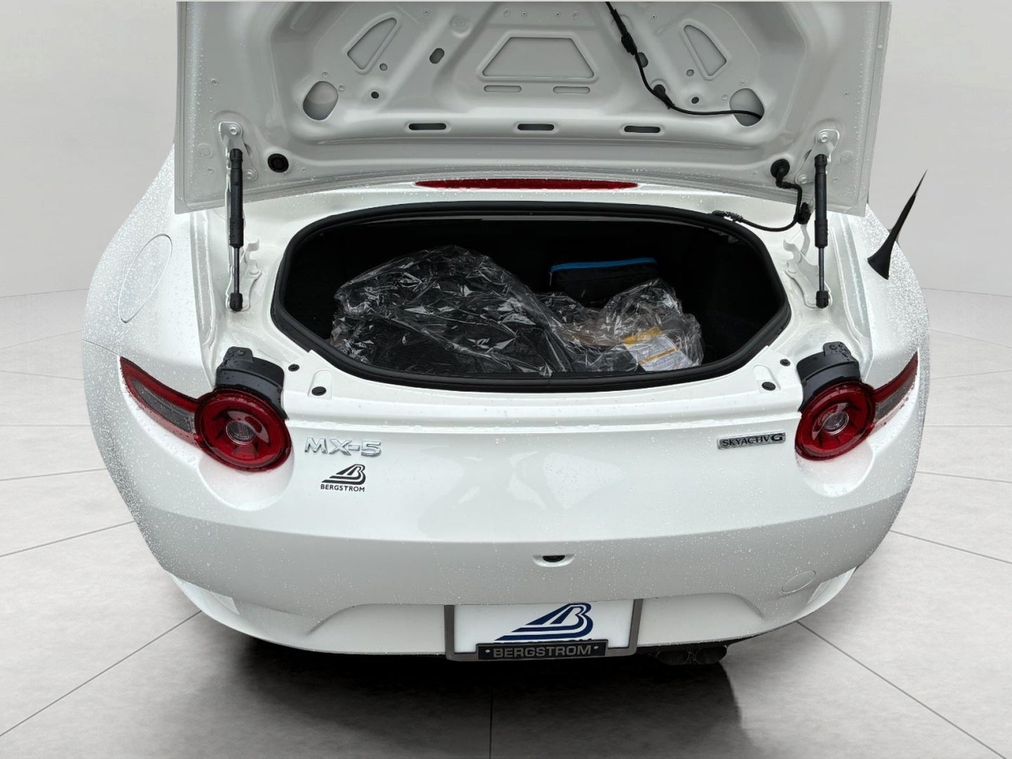 2026 Mazda Mazda MX-5 Miata Grand Touring