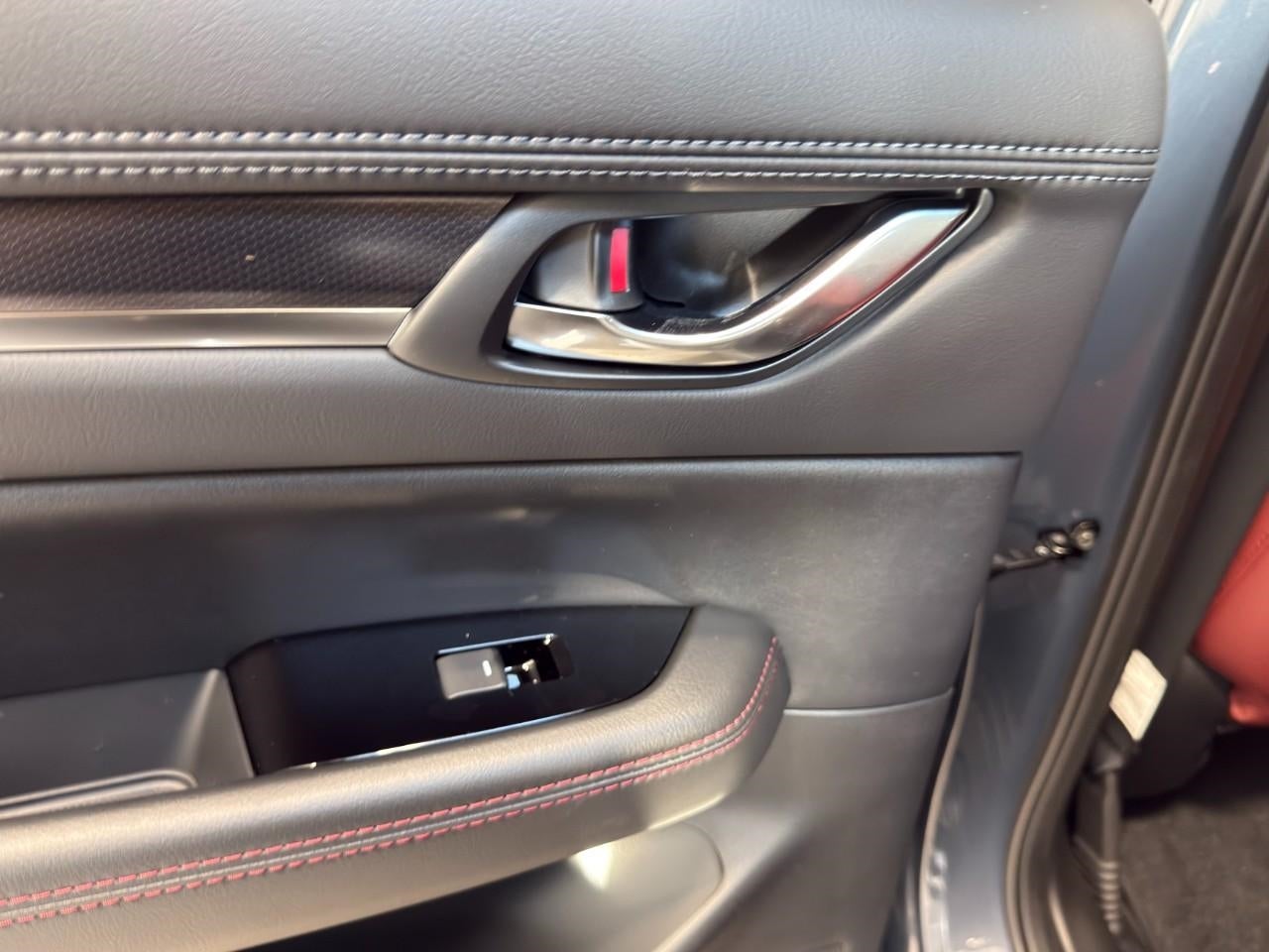 2025 Mazda Mazda CX-5 2.5 S Carbon Edition AWD