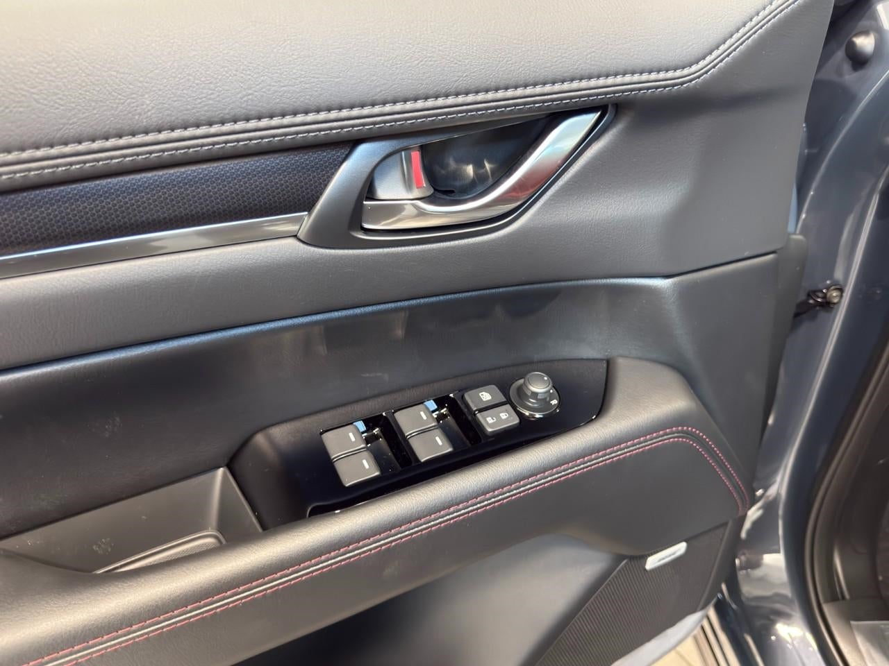 2025 Mazda Mazda CX-5 2.5 S Carbon Edition AWD