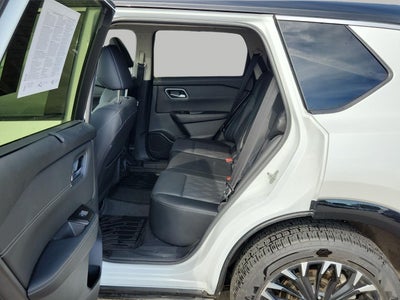 2024 Nissan Rogue AWD Platinum