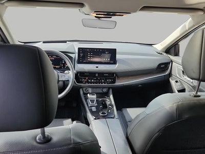2024 Nissan Rogue AWD Platinum
