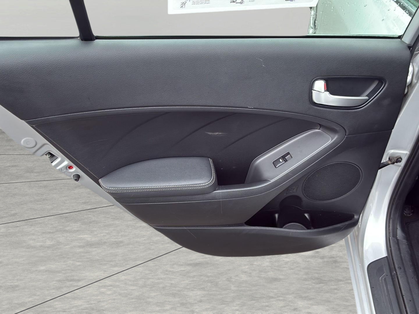 2017 Kia Forte5 LX Auto