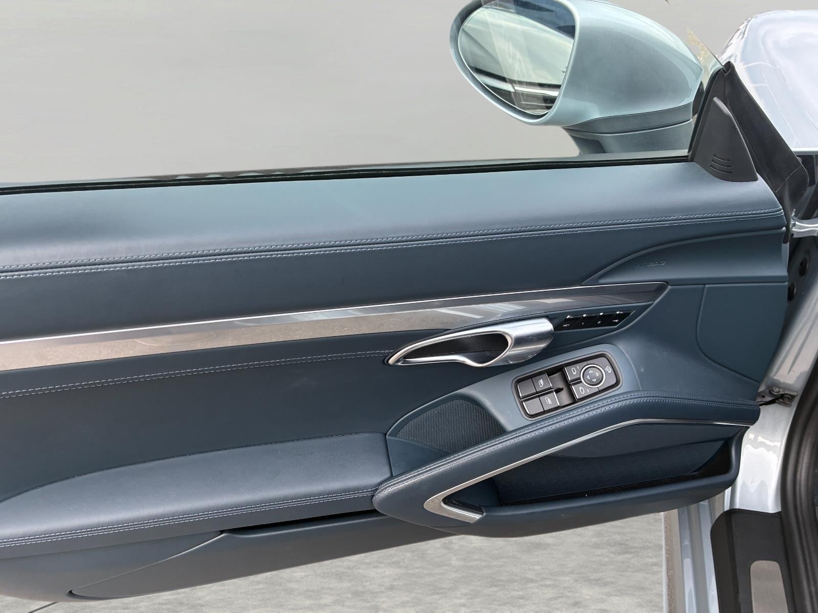 2022 Porsche 718 Boxster T
