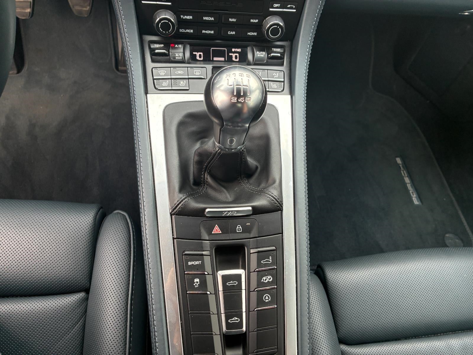2022 Porsche 718 Boxster T