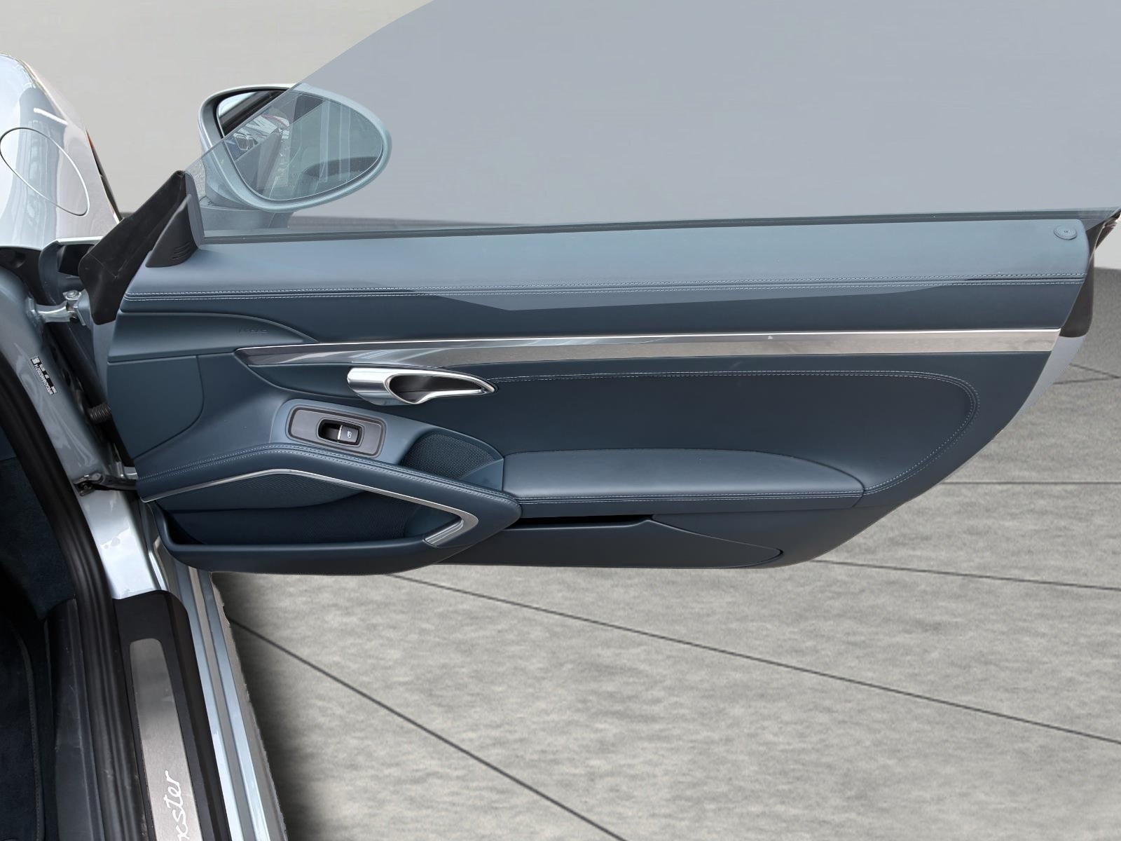 2022 Porsche 718 Boxster T